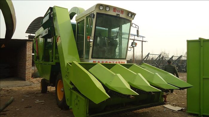 玉米青儲機(jī)